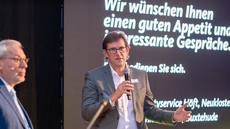 Vorsitzender der MIT, Gerhard Hoffmann Vorsitzender der MIT, Gerhard Hoffmann