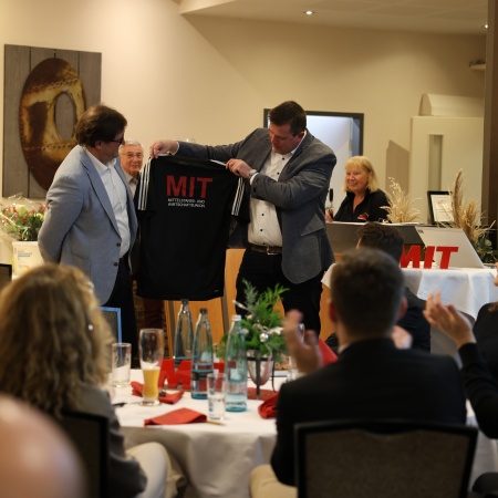 Größeres Bild ansehen