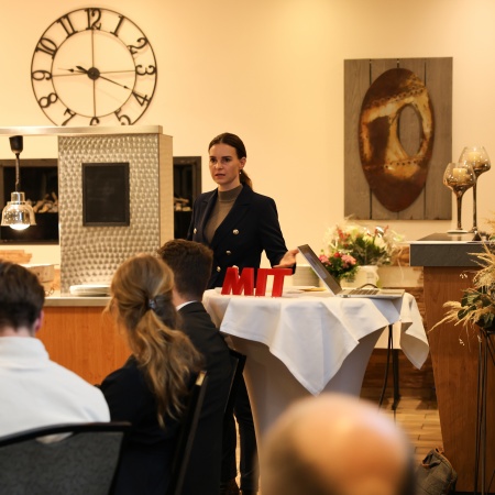 Größeres Bild ansehen