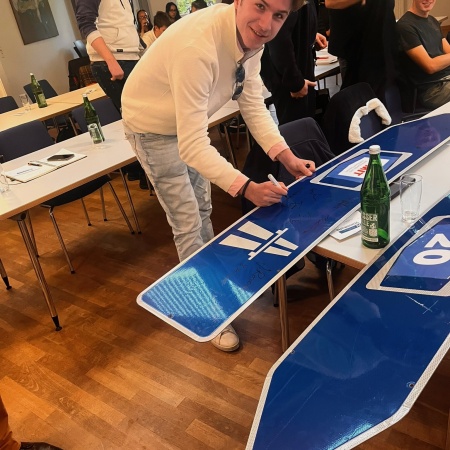 Größeres Bild ansehen