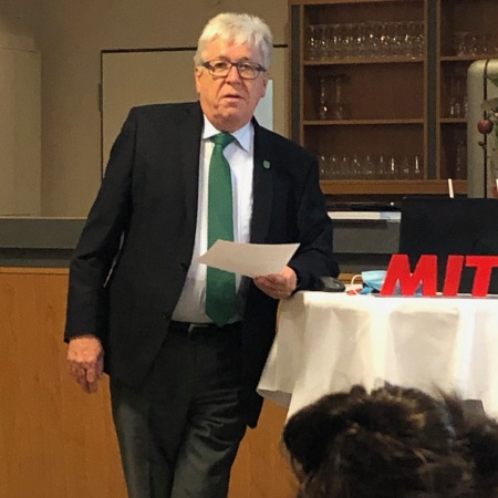 Größeres Bild ansehen